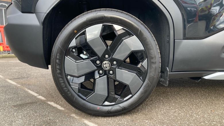 Toyota Urbancruiser 128kW Excel 61kWh 5dr Auto Electric Estate